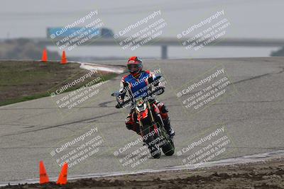 media/Nov-29-2025-TrackDaz (Sat) [[10ae2d9bce]]/C Group/Session 3 (Outside Grapevine)/